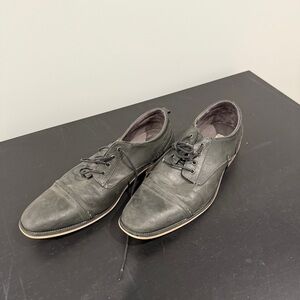 Steve Madden Black Oxfords Classic Design
